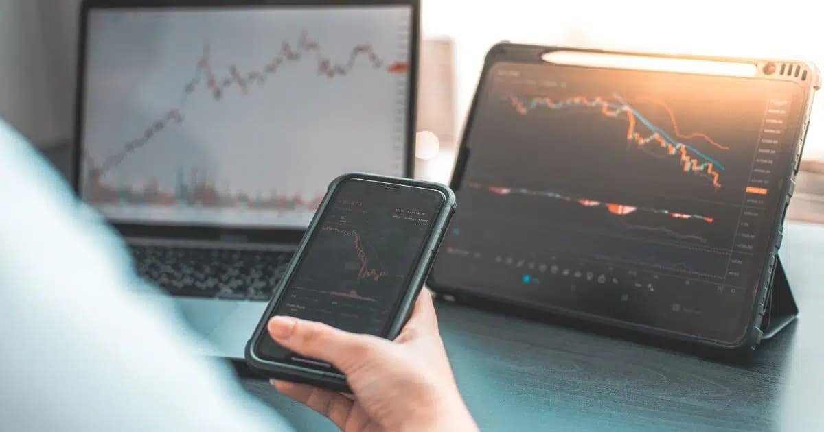 10 explicitních pravidel, jak se chovat jako investor v krizi
