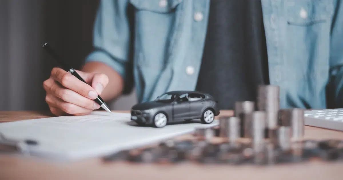 RPSN přes 20 % p.a.?! Koupit auto pomáháme i živnostníkům.